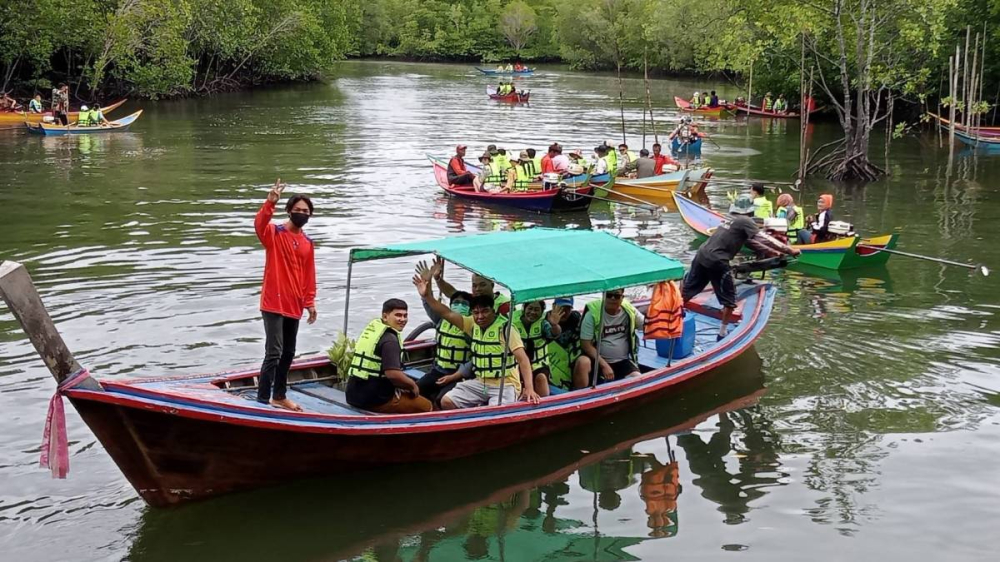 ชุมชนต้องเที่ยว ชุมชนบ้านม่วงกลวง จังหวัดระนอง