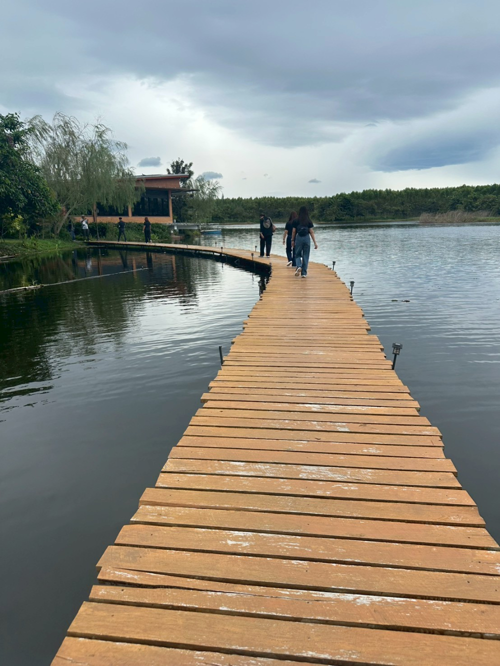 ชุมชนท่องเที่ยวบ้านเขาใหญ่ จังหวัดชลบุรี